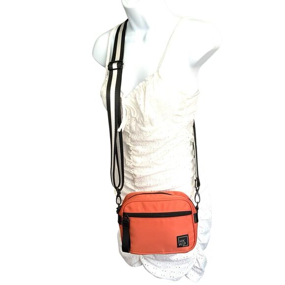 IHKWIP The Camera Bag Crossbody Bag Terracotta Orange - Picture 2 of 14